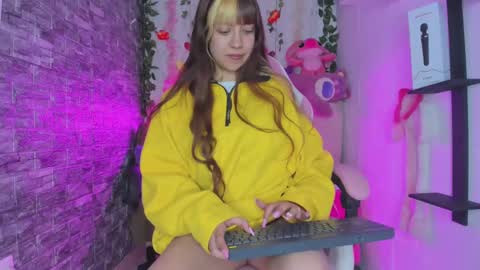 pamelajhonsom online show from 12.22.24