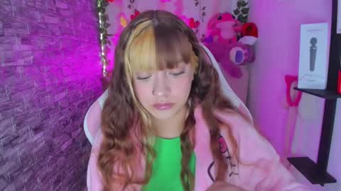 pamelajhonsom online show from 01.03.25