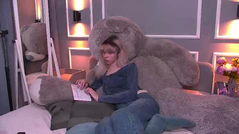 Pamelamy online show from 02.20.25