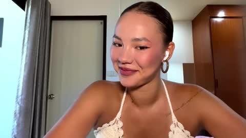 Snapshot of pameliakinsinger chatting on 03.26.26 Kamila online show from 03.26.26