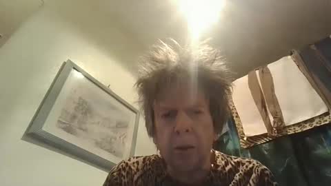 Snapshot of paminpantyhose chatting on 01.29.25 paminpantyhose online show from 01.29.25