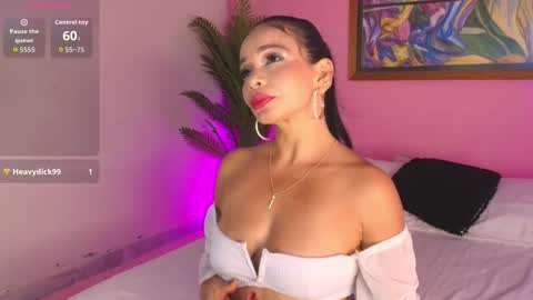 Pammela Smith online show from 01.05.26