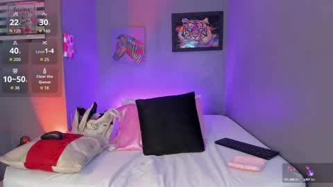 Snapshot of pammelaross chatting on 10.03.25 Pammela online show from 10.03.25