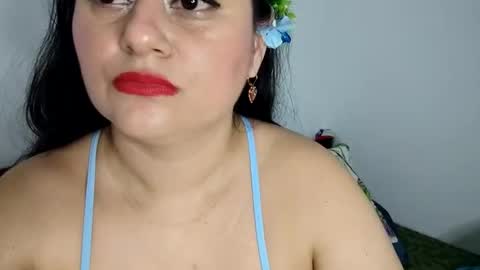 Snapshot of pandahotxx chatting on 10.23.25 pandahotxx online show from 10.23.25