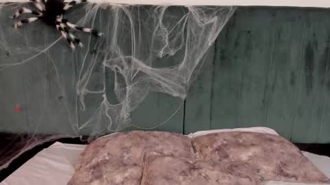 PANDORA  online show from 10.30.25