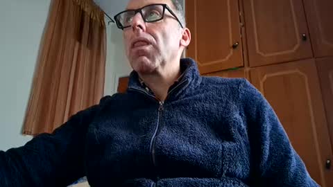 pansak1973 online show from 02.14.25