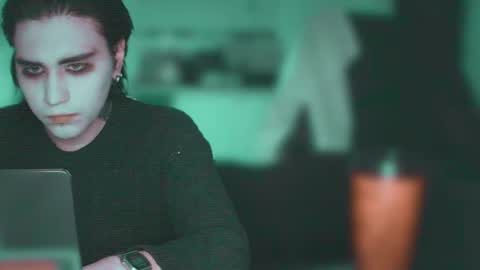 In bio online show from 04.09.26