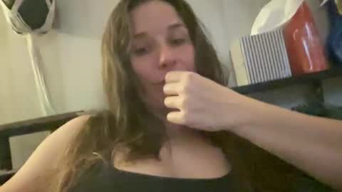 Snapshot of pantiesofthefae chatting on 01.18.26 Pantiesofthefae online show from 01.18.26