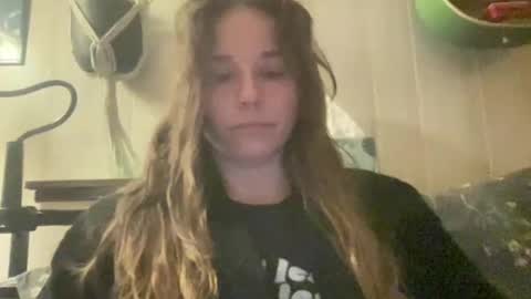 Snapshot of pantiesofthefae chatting on 02.15.26 Pantiesofthefae online show from 02.15.26