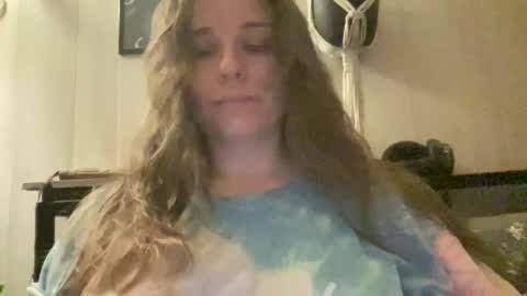 Snapshot of pantiesofthefae chatting on 03.07.26 Pantiesofthefae online show from 03.07.26