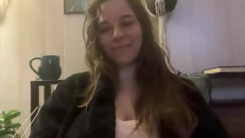 Snapshot of pantiesofthefae chatting on 03.20.26 Pantiesofthefae online show from 03.20.26