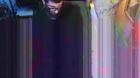 PantsLessTraveler online show from 01.30.25