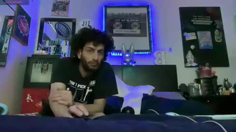 PantsLessTraveler online show from 12.02.25