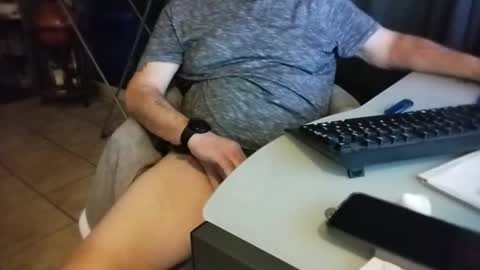 Snapshot of pantyrafke chatting on 12.02.25 pantyrafke online show from 12.02.25