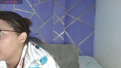 Paola Stone online show from 04.27.26