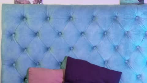 Paola Lyon online show from 09.20.25