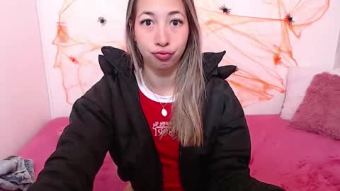 Paola online show from 10.10.25