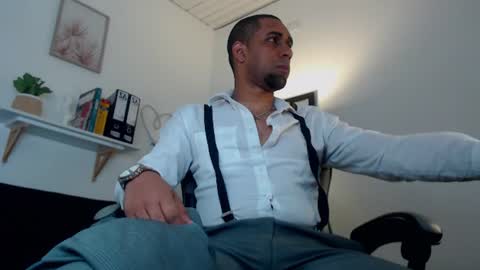 Snapshot of paolo_blaze chatting on 06.08.26 PAOLO online show from 06.08.26