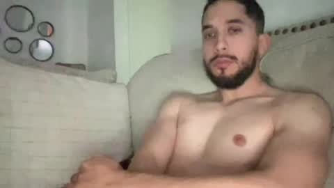 papicubano_guapo23cm online show from 04.13.26