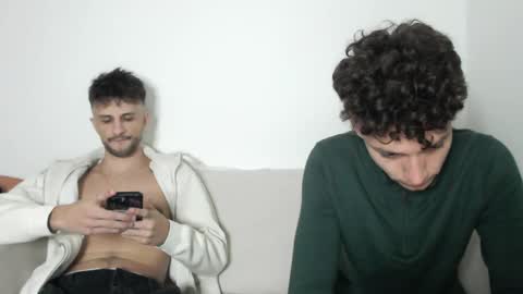 Snapshot of papijakey chatting on 02.16.25 -- New Videos Down Below online show from 02.16.25