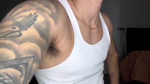 Snapshot of papijakey chatting on 11.25.25 -- New Videos Down Below online show from 11.25.25