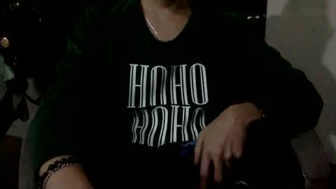 Snapshot of papy_dani33 chatting on 09.15.25 papy_dani33 online show from 09.15.25