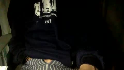 Snapshot of papy_dani33 chatting on 11.24.25 papy_dani33 online show from 11.24.25