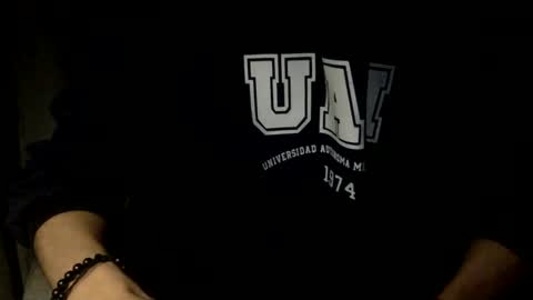 Snapshot of papy_dani33 chatting on 11.27.25 papy_dani33 online show from 11.27.25