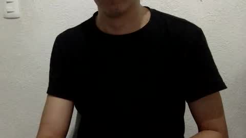 Snapshot of papy_dani33 chatting on 04.03.26 papy_dani33 online show from 04.03.26