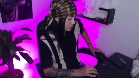 Paris D angelo online show from 02.28.25