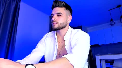 Paris online show from 12.09.24