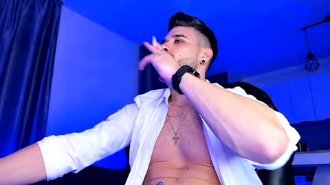 Paris online show from 01.23.25