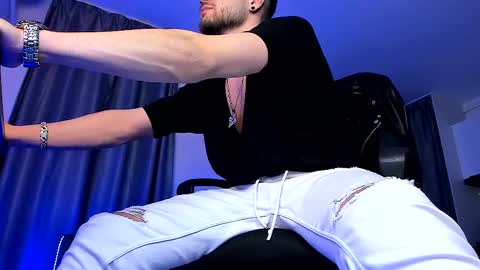 Paris online show from 02.11.25