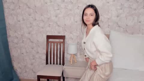 Snapshot of parislina chatting on 11.16.25 Barbara online show from 11.16.25