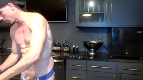 Snapshot of parkerflexes chatting on 07.04.26 Parker online show from 07.04.26
