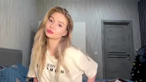 Milana online show from 07.04.26