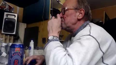 pascal88881 online show from 12.15.24