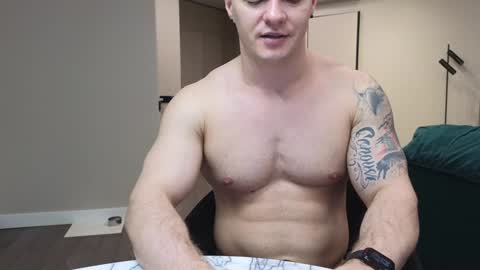 Pashka online show from 02.08.25