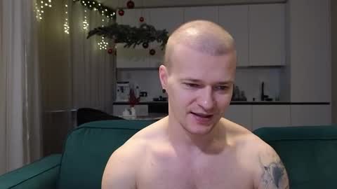 Pashka online show from 12.20.25