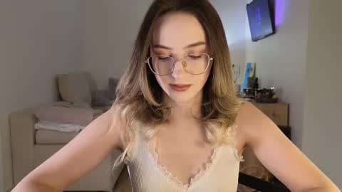 Anna online show from 02.18.26