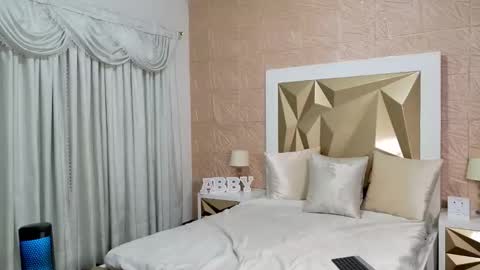 passionmacoll online show from 03.04.25