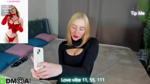 patr1cia_hart online show from 11.21.25