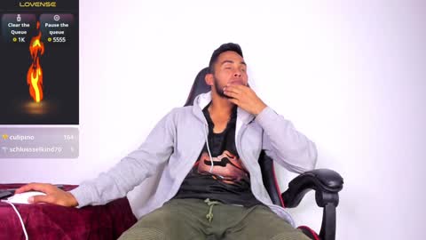 Snapshot of patrick_hot69 chatting on 01.25.25 patrick_hot69 online show from 01.25.25