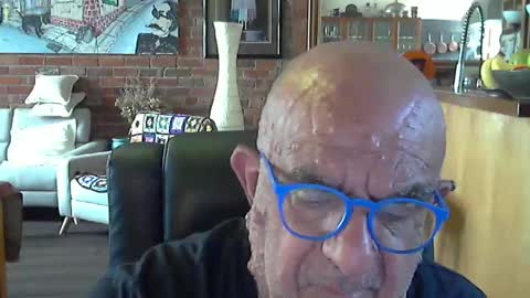 Snapshot of patvac chatting on 03.07.25 patvac online show from 03.07.25