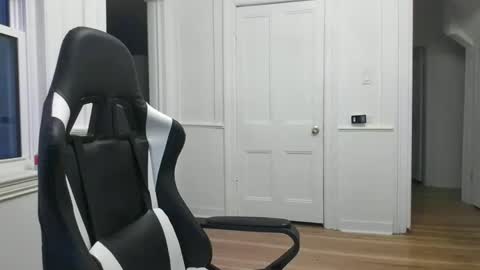 shy online show from 12.17.24