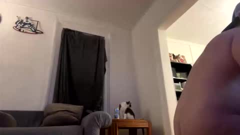 shy online show from 10.17.25