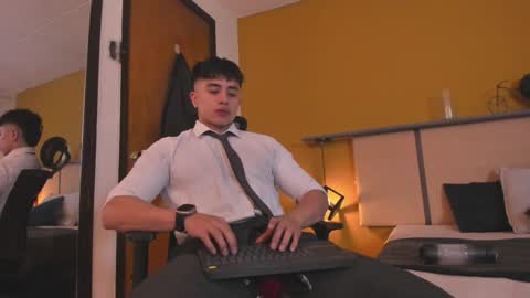 Paul online show from 01.08.25