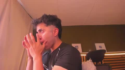 Paul online show from 03.11.25