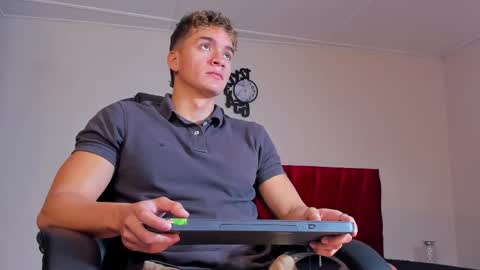 Paull George online show from 09.25.25