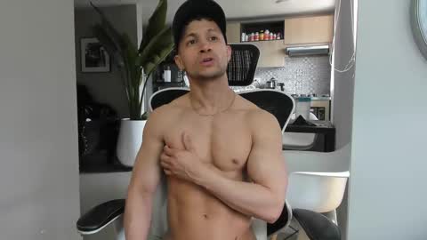 Snapshot of paul_reyborg chatting on 09.14.25 Paul online show from 09.14.25